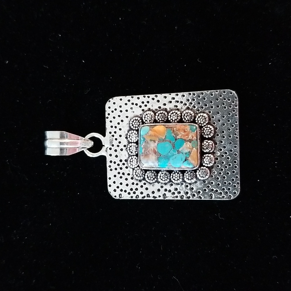 Inlaid Spiney Oyster Square Pendant in Unique Setting